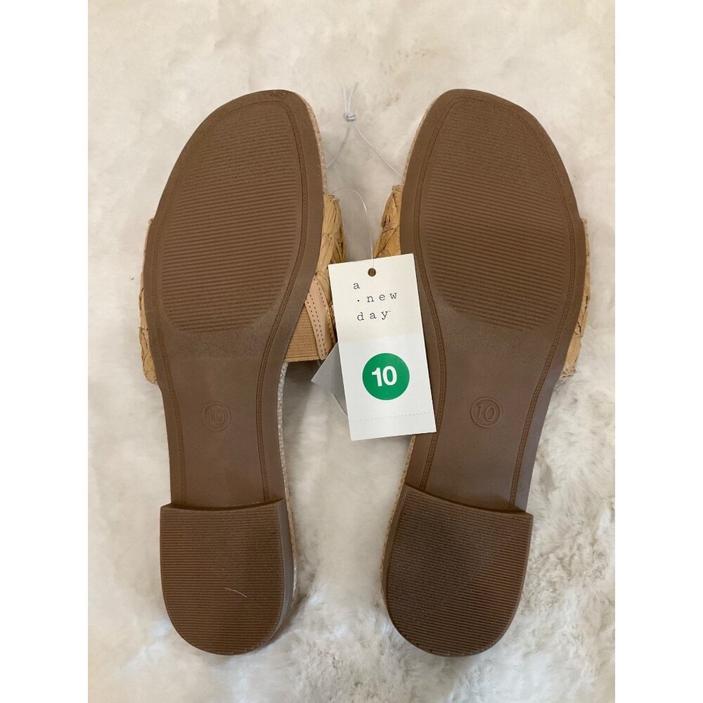 a New Day size 10, NEW Ariella Woven Raffia Slide Sandals Tan Memory Foam - Picture 5 of 6